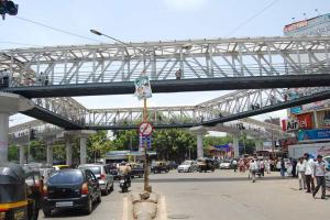 Bandra-West-Skywalk-(32)