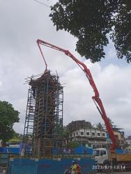 P114 Final lift concrete in progress.